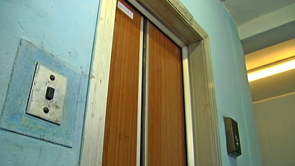 В многоквартирных домах Карелии могут закрыть устаревшие лифты