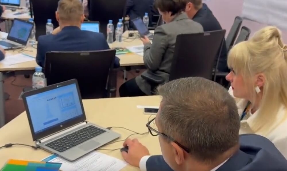 Руководители ЖКХ Подмосковья прошли обучение на виртуальном симуляторе в Сколково